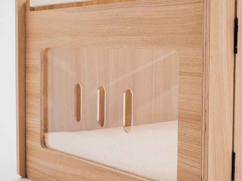 Drewniany domek dla zwierząt MILU – komfort, styl i bezpieczeństwo